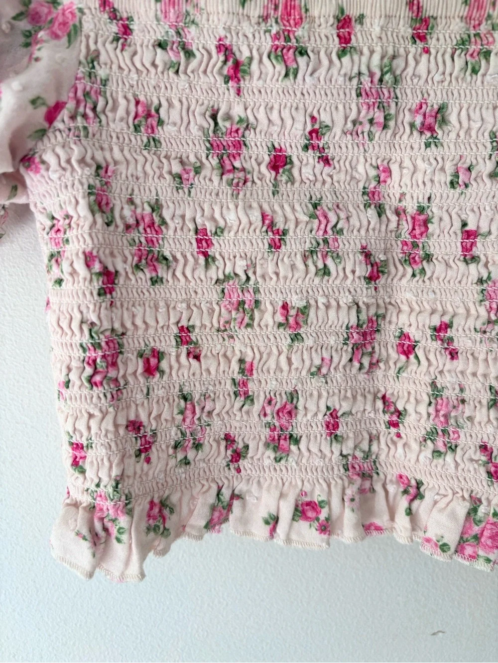 KatieJ NYC floral smocked crop top puff shirt girls small cream pink
